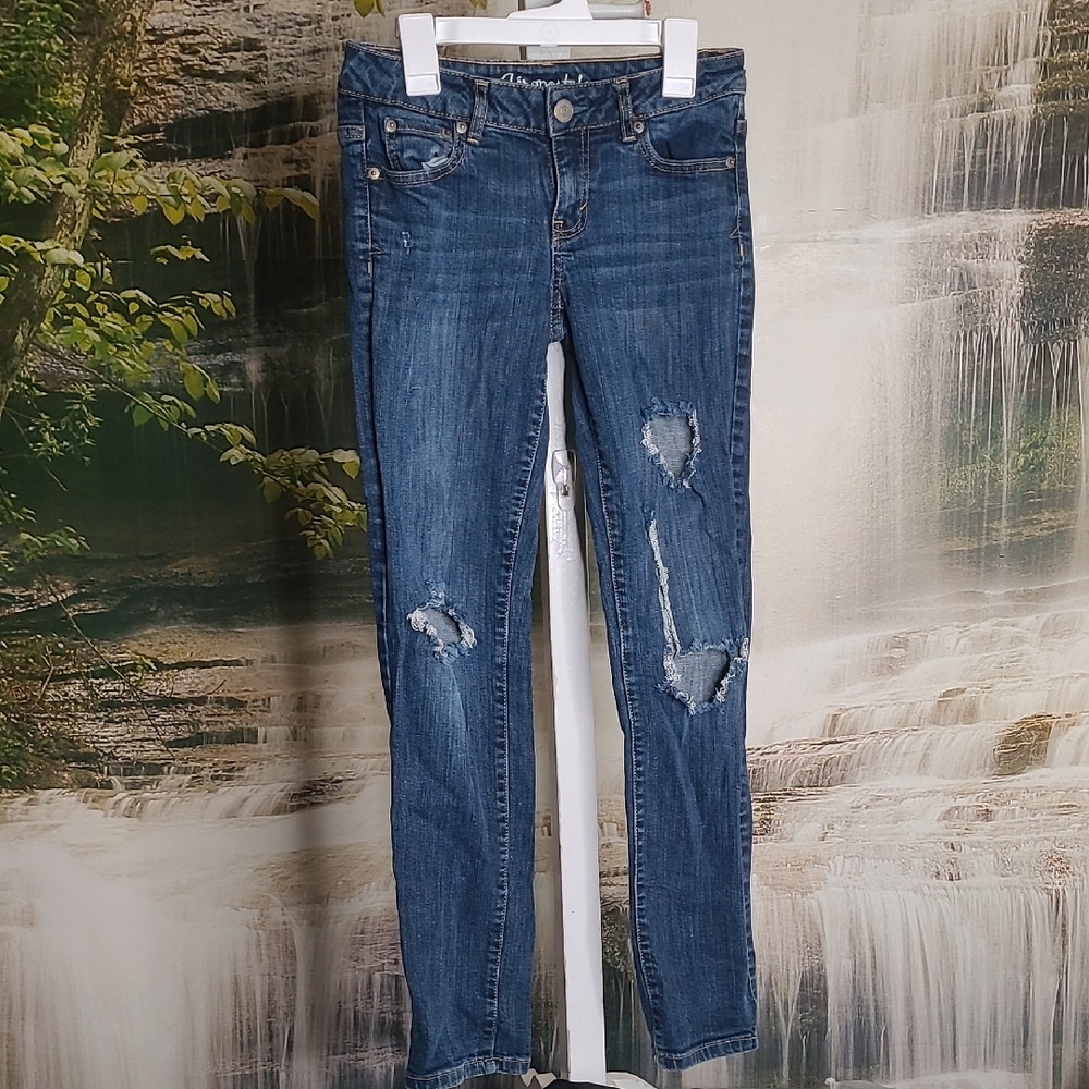 Aeropostale Bayla Womens 2 Short Skinny Distressed Denim Blue Jeans